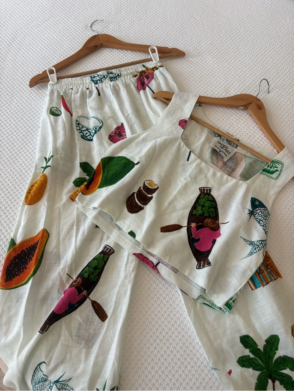 Anthropologie Paper Hearts Tropical Print Two-Piece Linen Set Crop Top and Pant - Picture 3 of 7